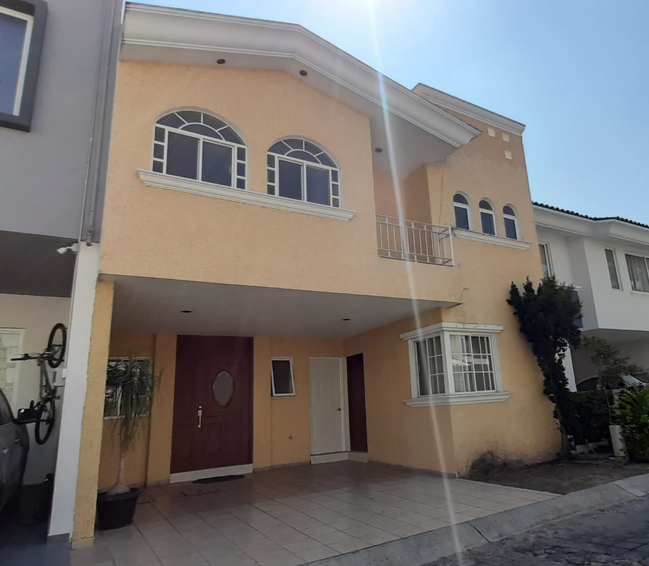 Casa en renta en Calle,Calzada,Central 230, Ciudad granja, Guadalajara, Jalisco Casas y Terrenos