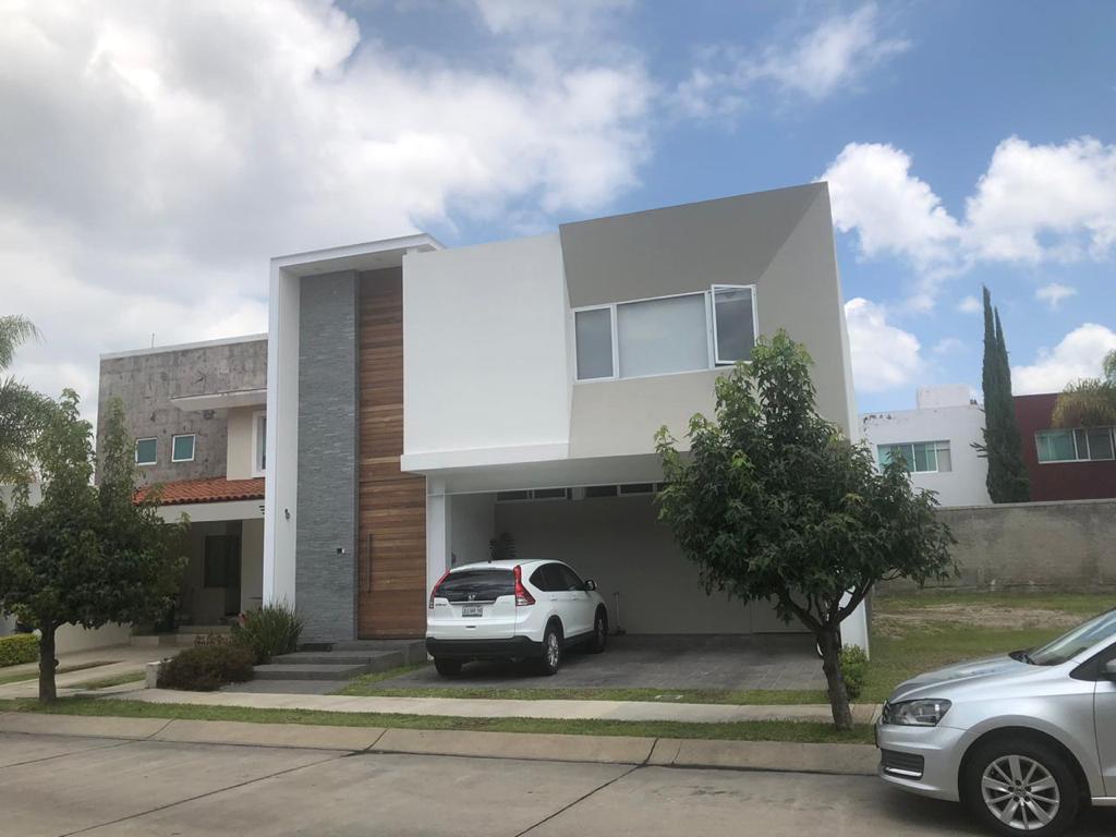 Casa en venta en Juan,Palomar,Y,Arias 930, Jardines universidad