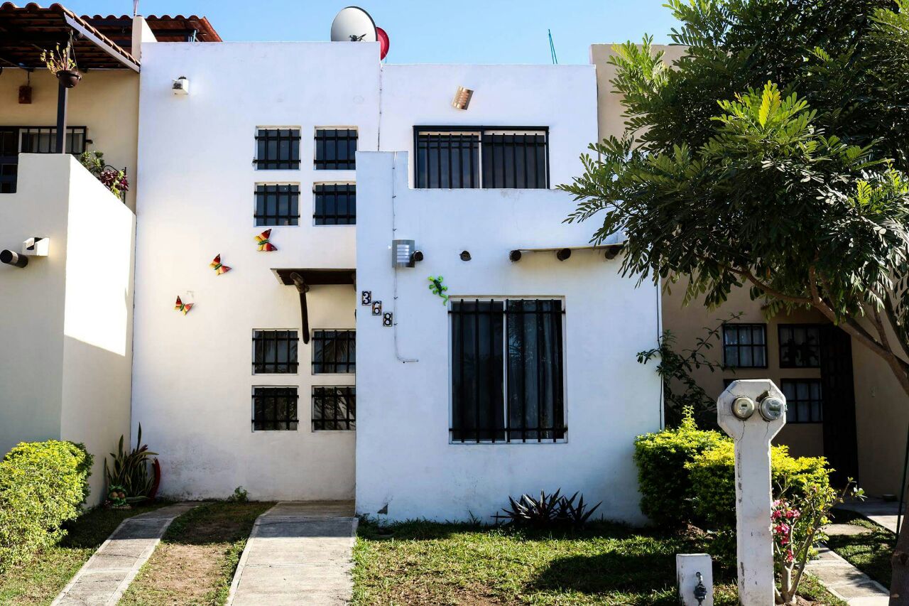 Casa en renta en Av.,Manuel,Corona 368, Club hipodromo, Puerto Vallarta