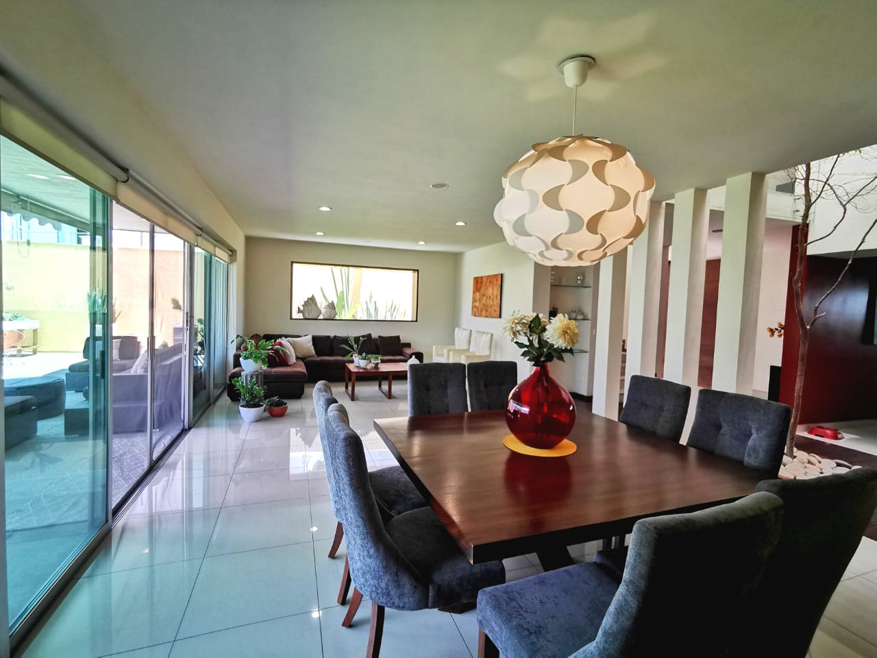 Casa en venta en Av.,Vallarta,Y,Av.,Inglaterra 1, Colonia puertas del