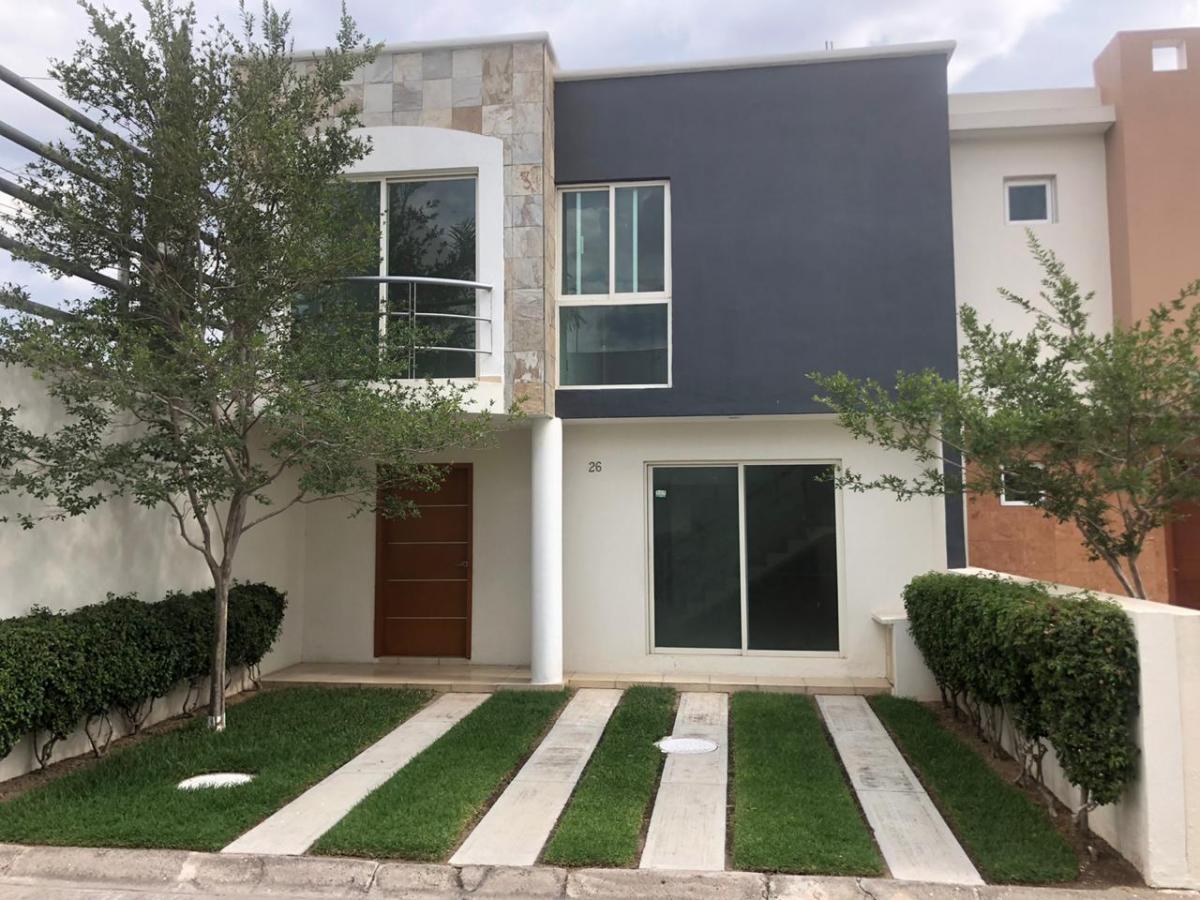 Casa en venta en Prolongación,Juarez 159, Parques de tesistan, Zapopan
