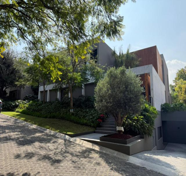 Magnifica Casa en los Jales