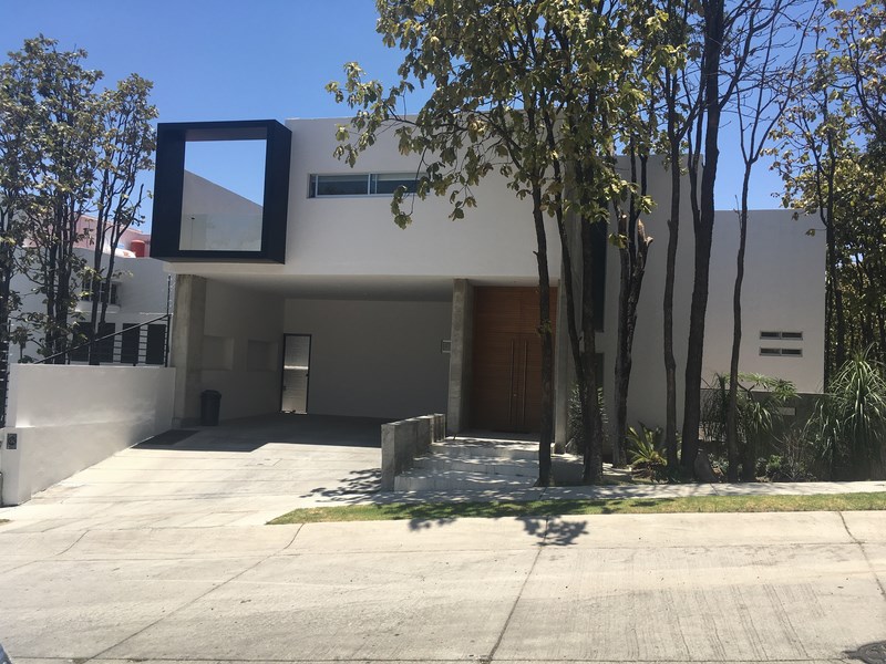 Casa en renta en Paseo,Del,Bisonte 120, Bugambilias 2a sección, Zapopan