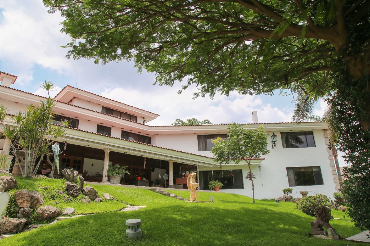 Casa en venta en Vista,Alegre 300, Colonia lomas del valle, Zapopan