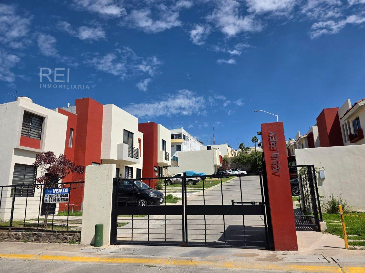 CASA EN VENTA LAS TERRAZAS TLAQUEPAQUE
