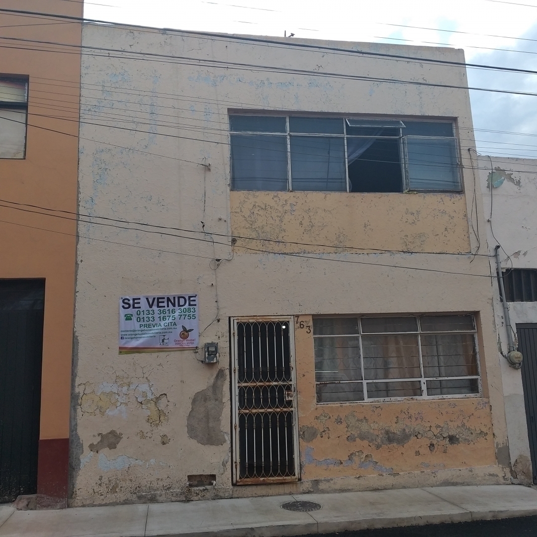 Casa en venta en Calle,Jesus,Gonzalez,Ortega 1, Colonia guadalajara